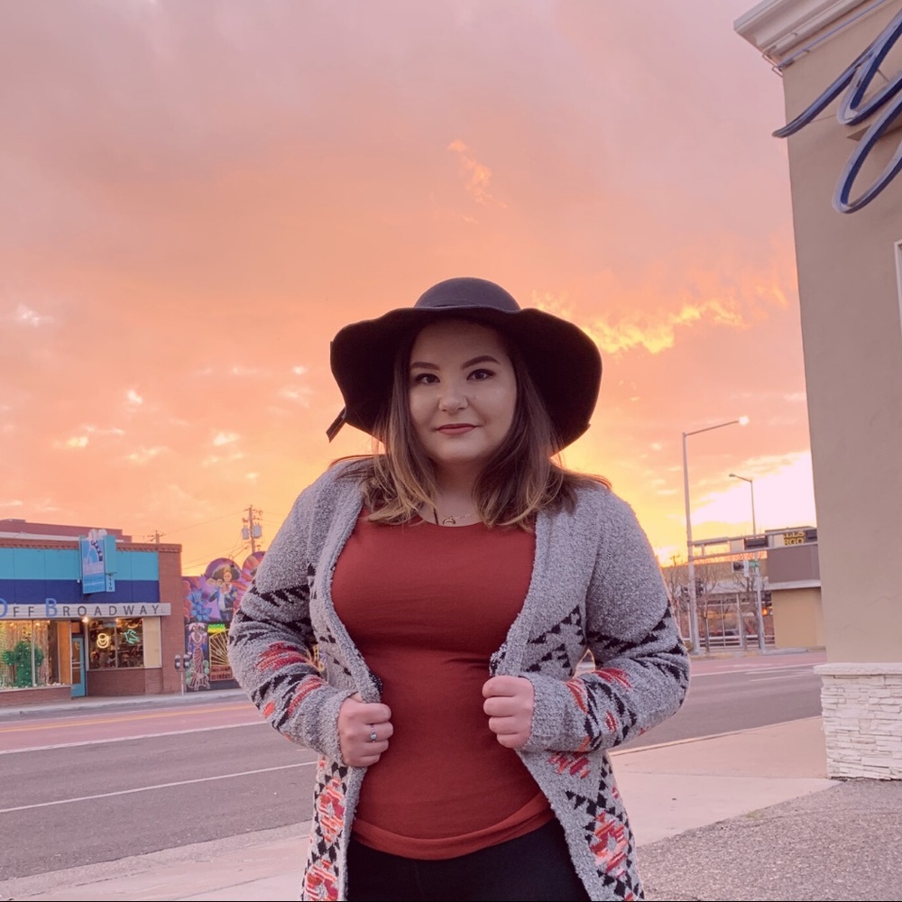 Meet your Posher, Micheala